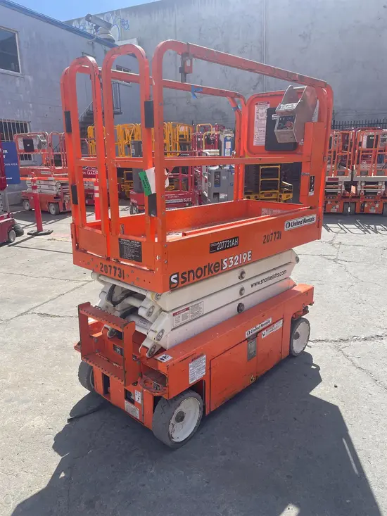 2018 Snorkel S3219E Scissor Lift