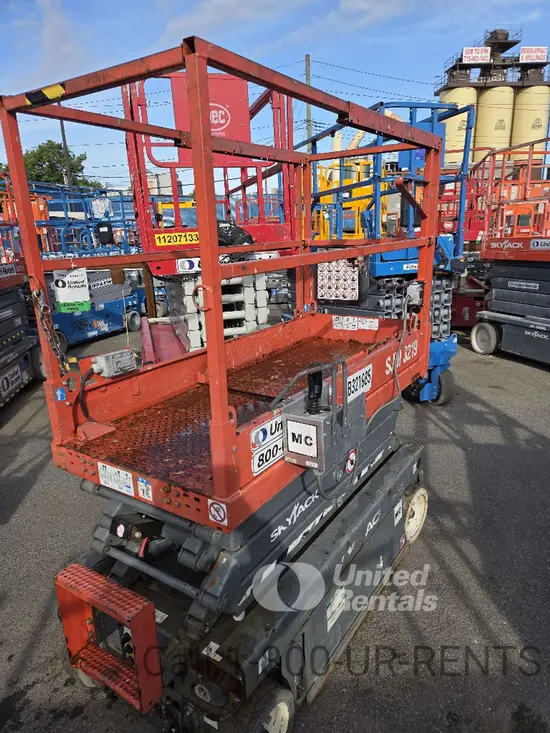 2017 Skyjack SJIII3219 Scissor Lift
