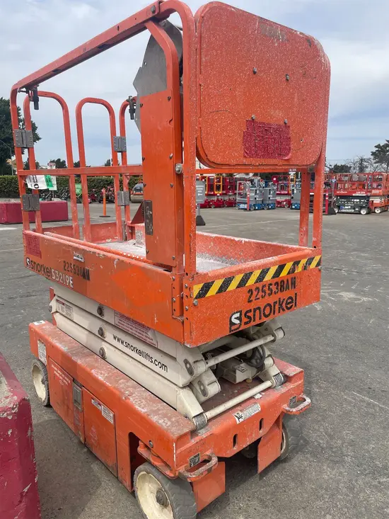 2019 Snorkel S3219E Scissor Lift