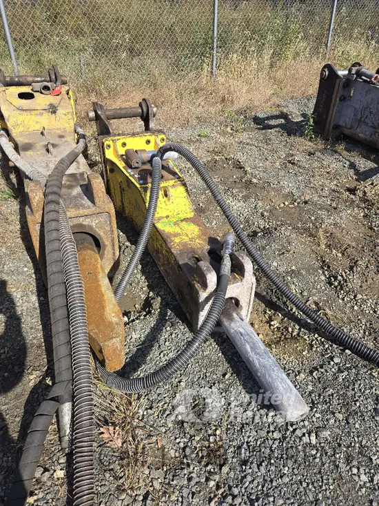 2019 Epiroc MB 750 Attachment