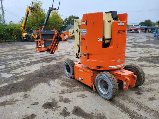 2015 JLG E300AJP Articulating Boom Lift