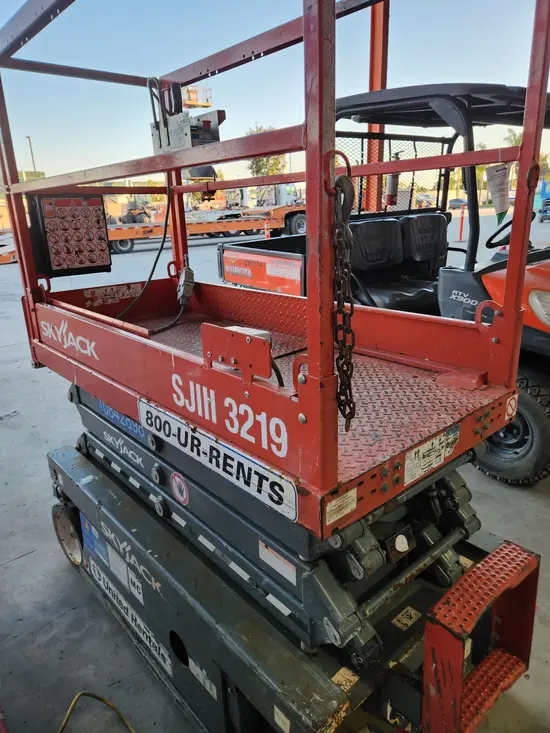 2018 Skyjack SJIII3219 Scissor Lift