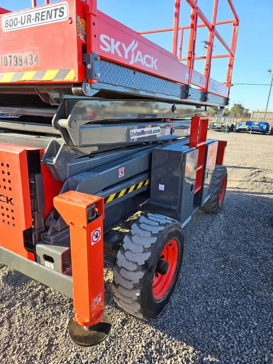 2018 Skyjack SJ8841RT Rough Terrain Scissor Lift