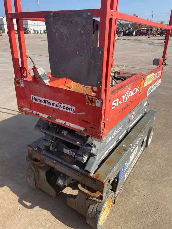 2018 Skyjack SJIII3219 Scissor Lift