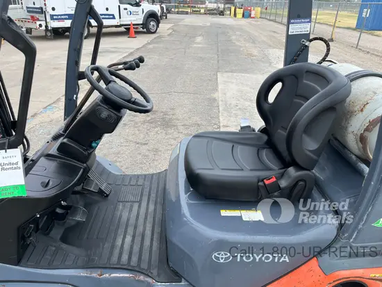 2019 Toyota 8FGU25 Warehouse Forklift