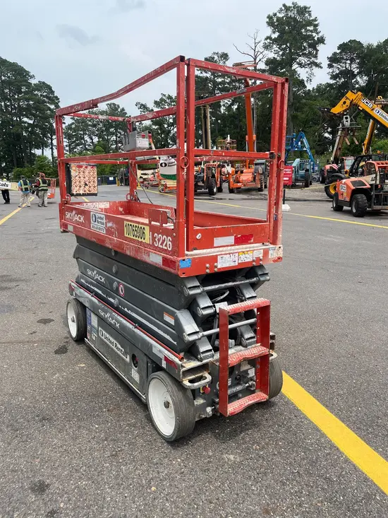 2018 Skyjack SJIII3226 Scissor Lift