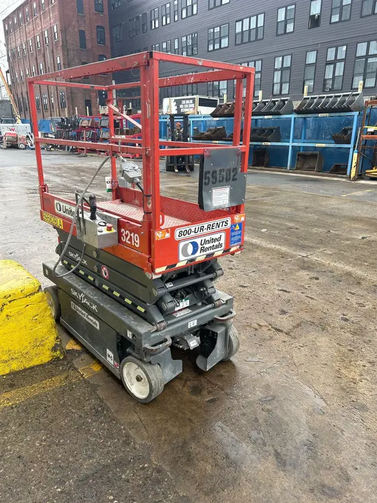 2018 Skyjack SJIII3219 Scissor Lift