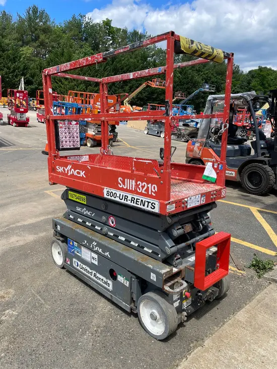 2018 Skyjack SJIII3219 Scissor Lift
