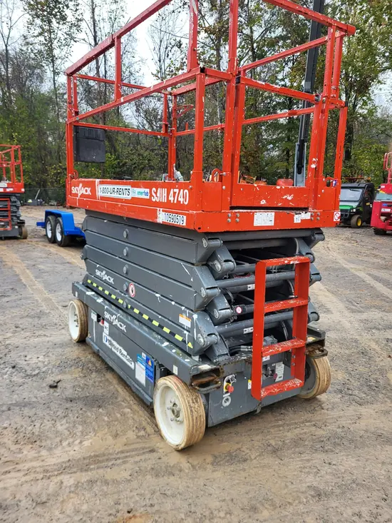2017 Skyjack SJIII4740 Scissor Lift