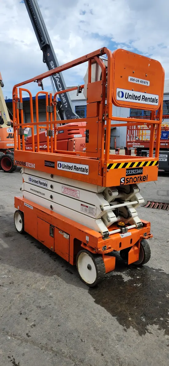 2019 Snorkel S3226E Scissor Lift