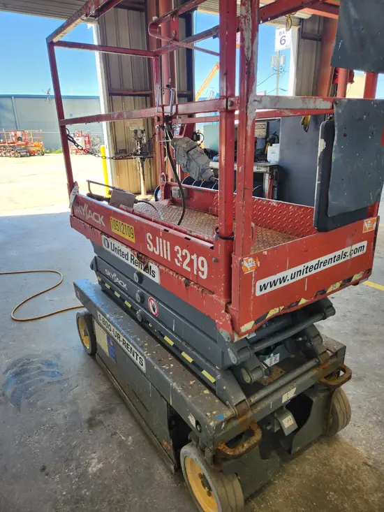2016 Skyjack SJIII3219 Scissor Lift