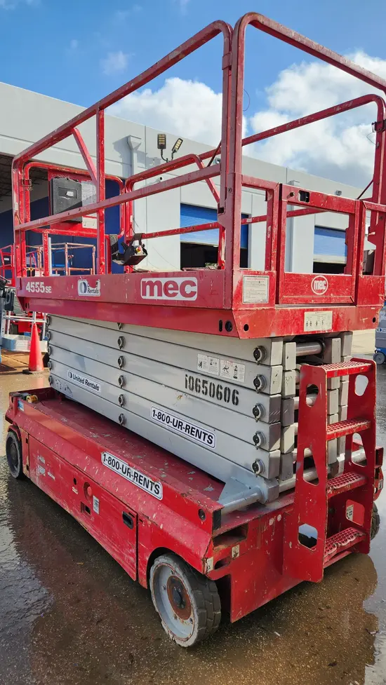 2017 MEC 4555SE Scissor Lift
