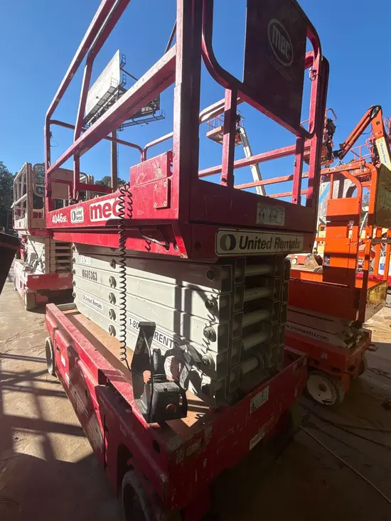 2017 MEC 4046SE Scissor Lift