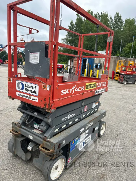 2018 Skyjack SJIII3219 Scissor Lift