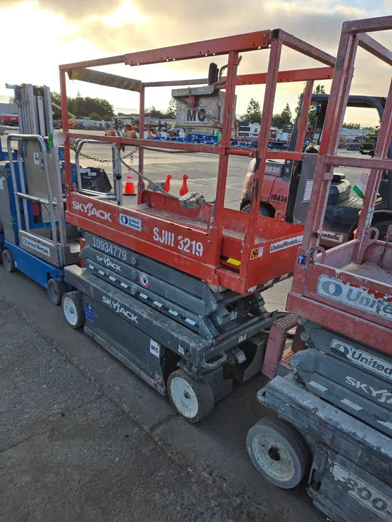 2019 Skyjack SJIII3219 Scissor Lift