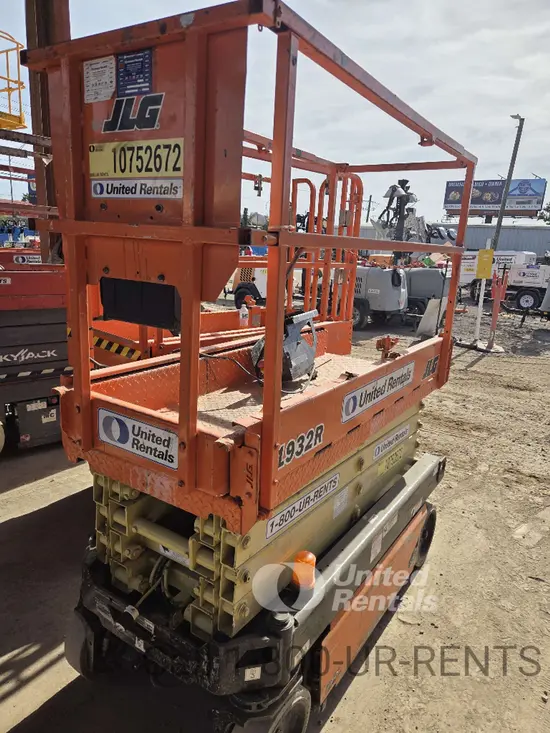 2018 JLG 1932R Scissor Lift