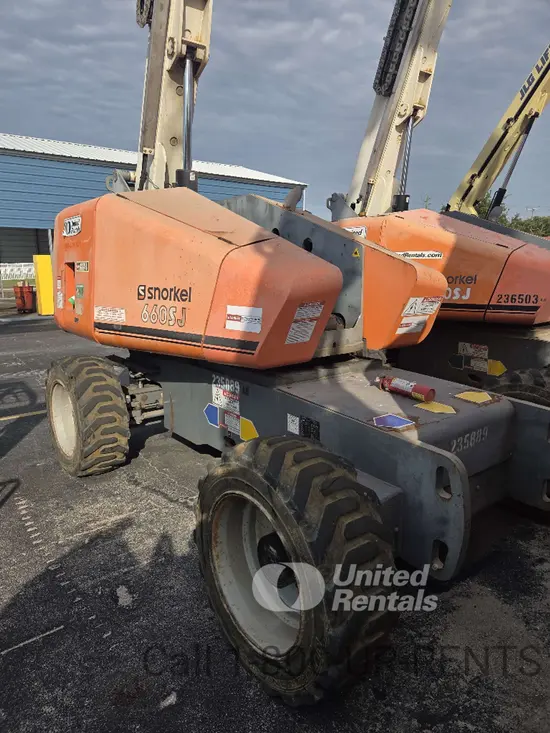 2019 Snorkel 660SJ Boom Lift