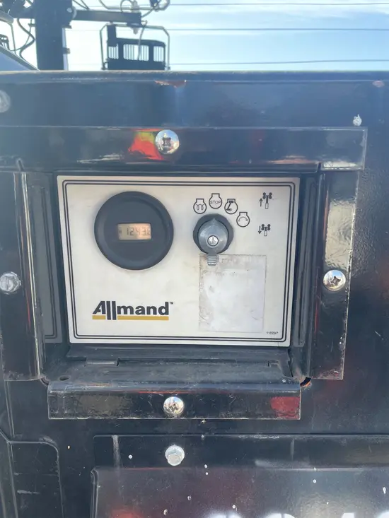 2019 Allmand NLV-ML3EC Portable Light Tower