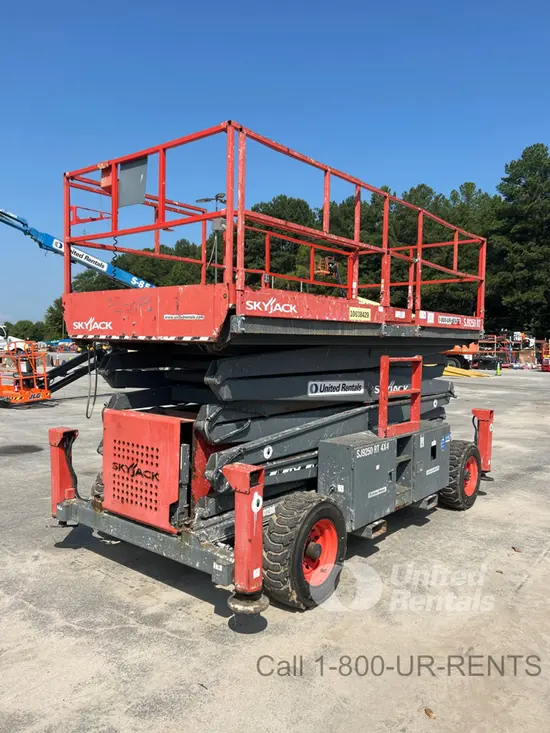 2017 Skyjack SJ9250RT Rough Terrain Scissor Lift