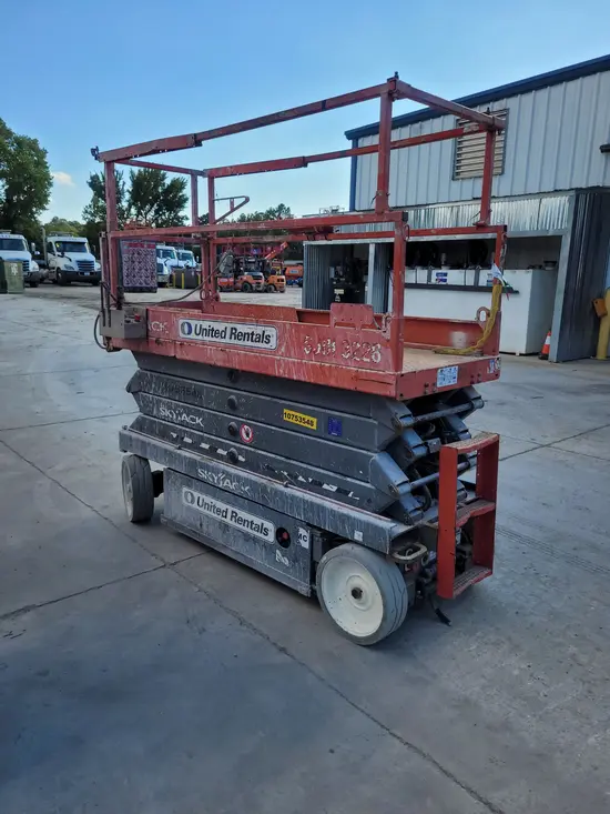 2018 Skyjack SJIII3226 Scissor Lift