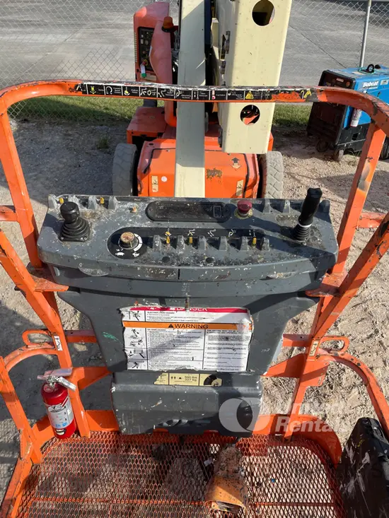 2016 JLG E400AN Articulating Boom Lift