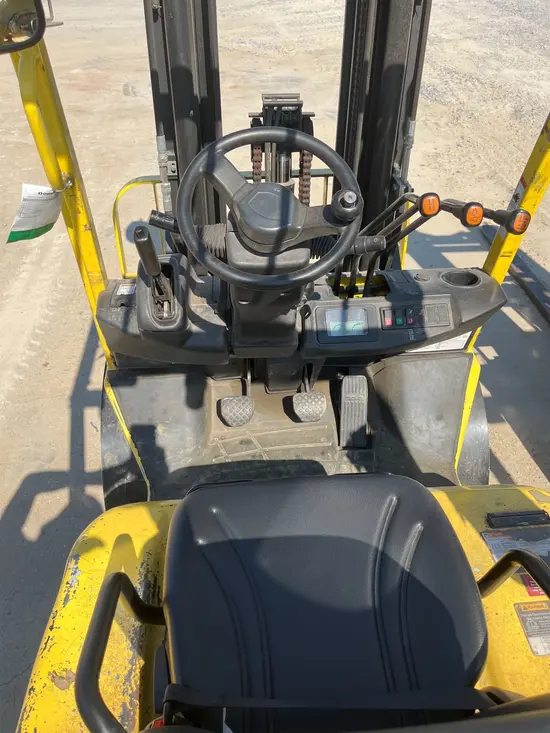 2022 HYSTER H50UT Warehouse Forklift