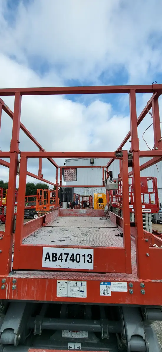 2018 Skyjack SJIII4740 Scissor Lift