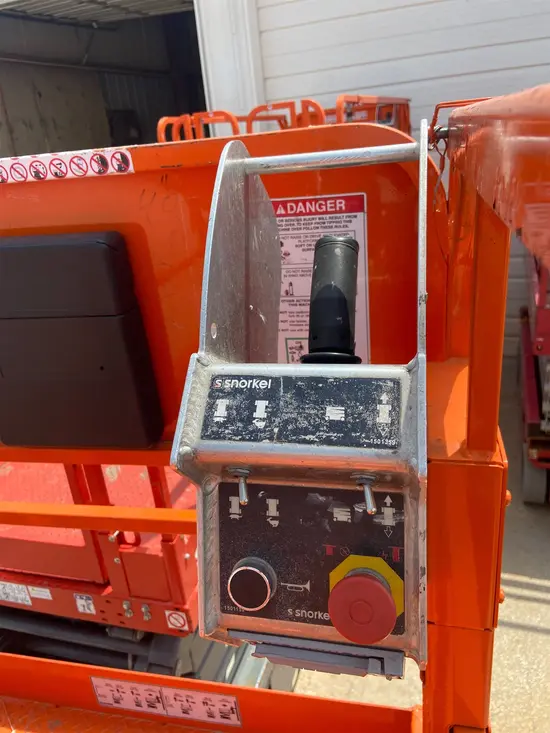 2018 Snorkel S4732E Scissor Lift