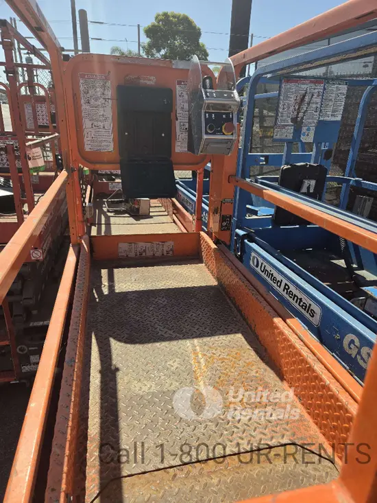 2019 Snorkel S3219E Scissor Lift
