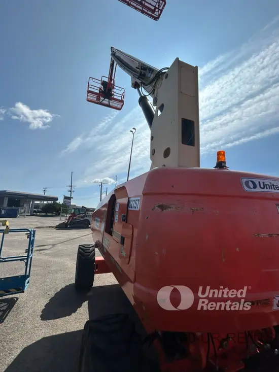 2019 JLG 860SJ Boom Lift