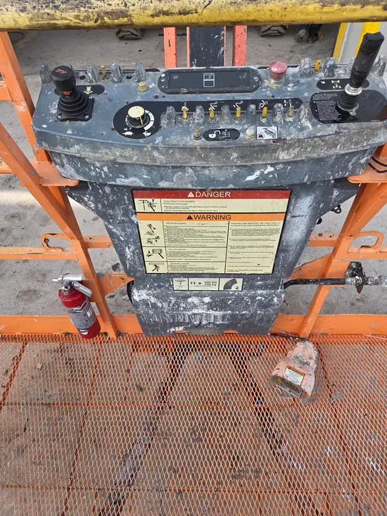 2017 JLG 800AJ Articulating Boom Lift