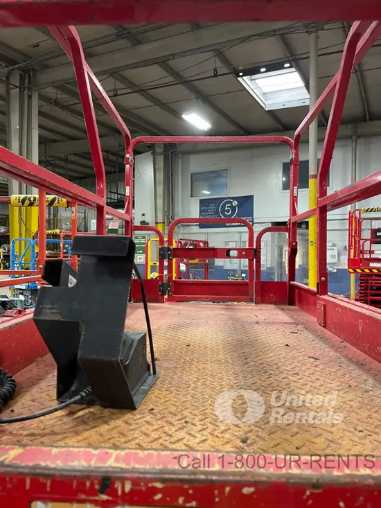 2017 MEC 3346SE Scissor Lift