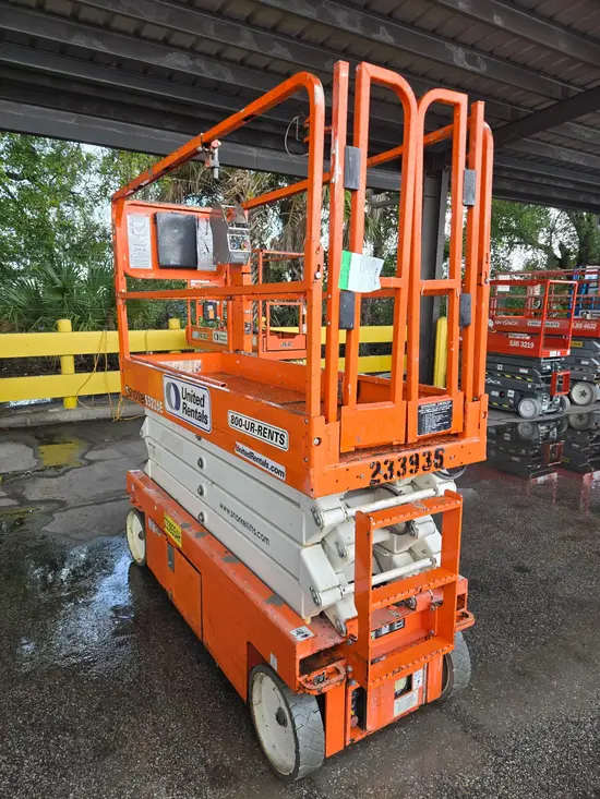 2019 Snorkel S3226E Scissor Lift