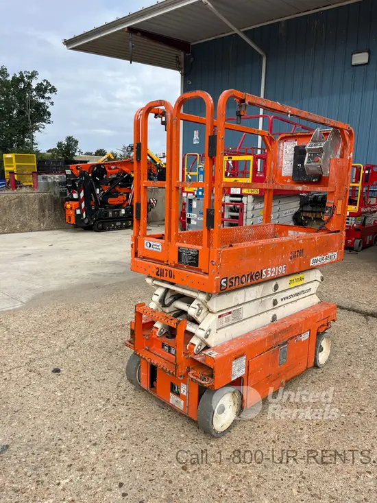 2018 Snorkel S3219E Scissor Lift