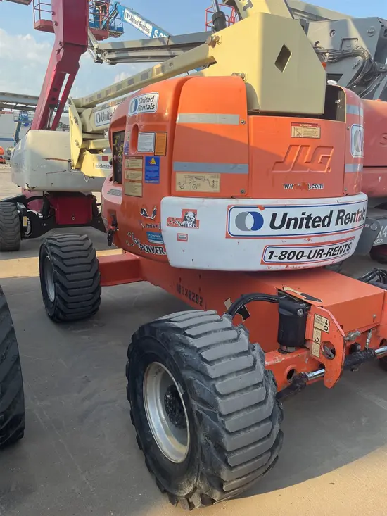 2015 JLG 450AJ Articulating Boom Lift