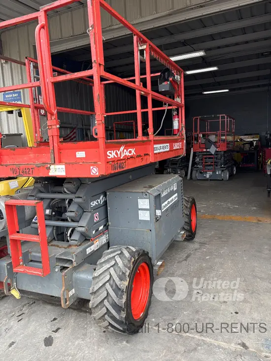 2020 Skyjack SJ6832RT Rough Terrain Scissor Lift