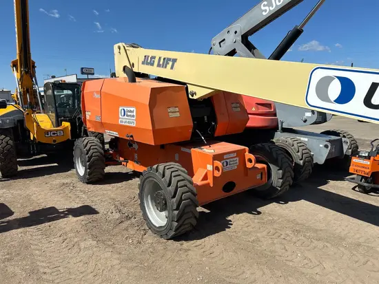 2018 JLG 800S Boom Lift