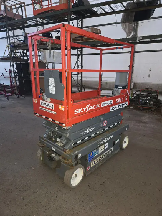 2018 Skyjack SJIII3219 Scissor Lift