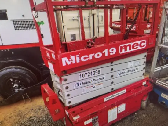 2018 MEC MICRO 19 Scissor Lift