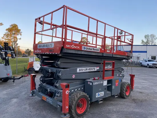 2018 Skyjack SJ9250RT Rough Terrain Scissor Lift