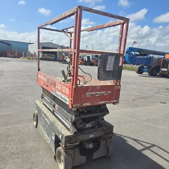 2018 Skyjack SJIII3219 Scissor Lift
