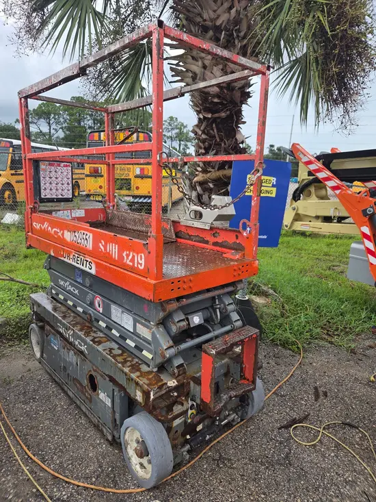 2016 Skyjack SJIII3219 Scissor Lift