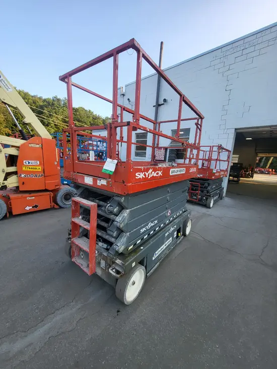 2018 Skyjack SJIII4740 Scissor Lift