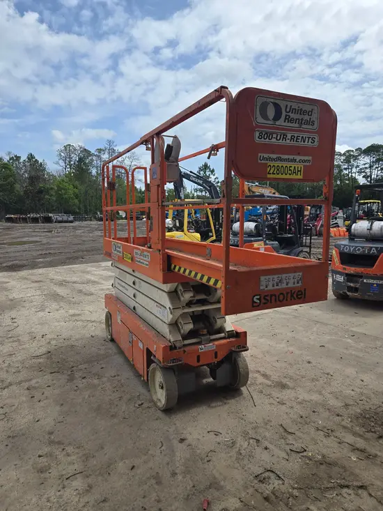 2019 Snorkel S3226E Scissor Lift