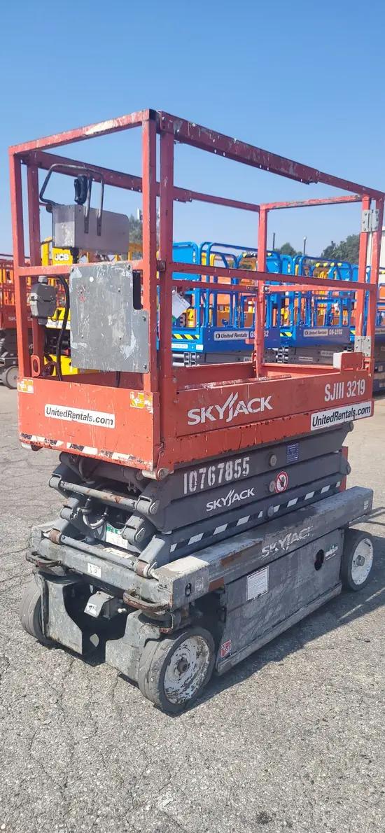 2018 Skyjack SJIII3219 Scissor Lift