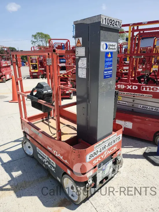 2020 Skyjack SJ16 Self-Propelled One-Person Lift
