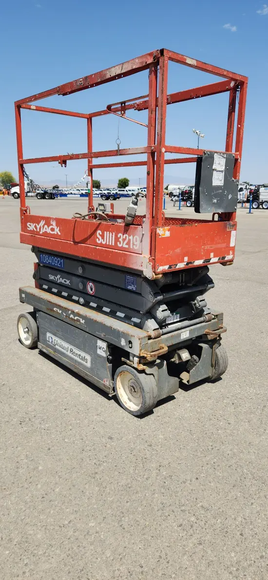 2018 Skyjack SJIII3219 Scissor Lift