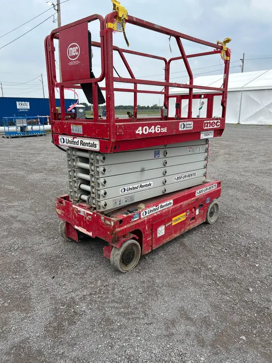 2017 MEC 4046SE Scissor Lift