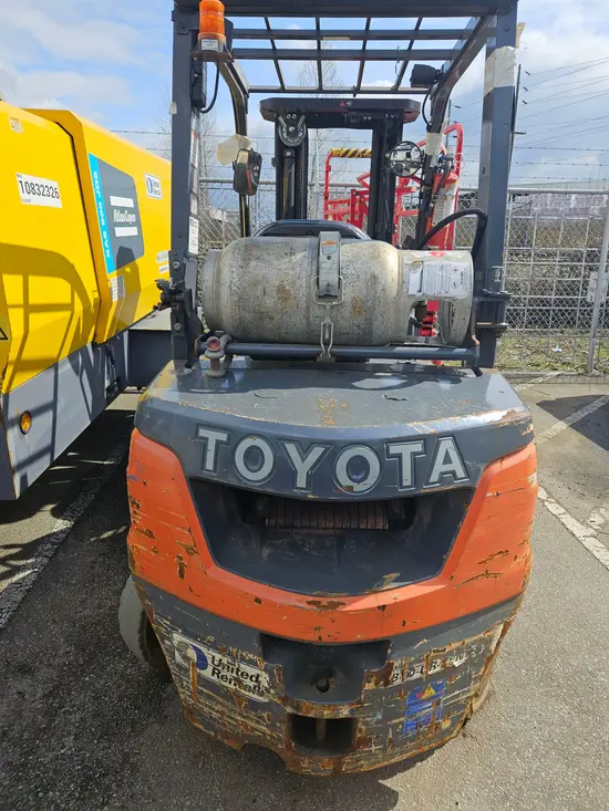 2021 Toyota 8FGU25 Warehouse Forklift