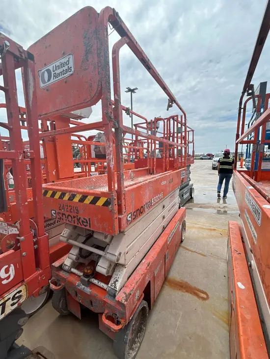 2019 Snorkel S3226E Scissor Lift